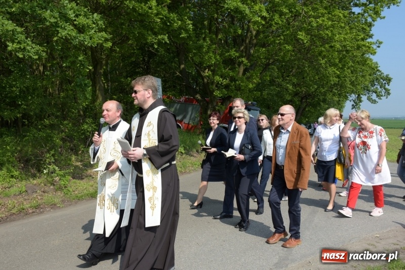 Zdjęcie w galerii na portalu naszraciborz.pl: W gościnie u św. Urbana w Tworkowie [FOTO i WIDEO] wiadomości z regionu