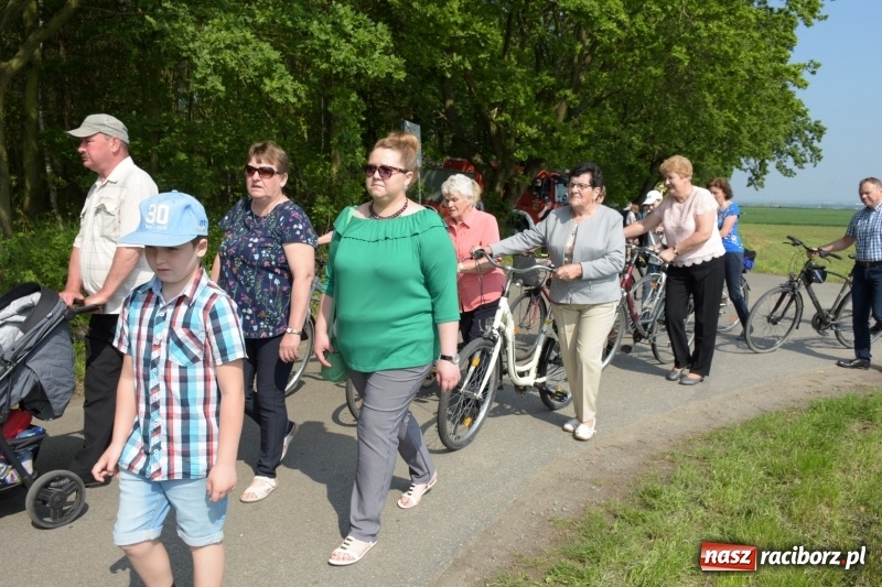 Zdjęcie w galerii na portalu naszraciborz.pl: W gościnie u św. Urbana w Tworkowie [FOTO i WIDEO] wiadomości z regionu