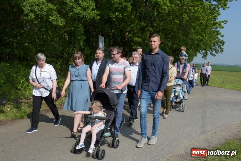 Zdjęcie w galerii na portalu naszraciborz.pl: W gościnie u św. Urbana w Tworkowie [FOTO i WIDEO] wiadomości z regionu