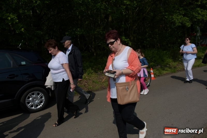 Zdjęcie w galerii na portalu naszraciborz.pl: W gościnie u św. Urbana w Tworkowie [FOTO i WIDEO] wiadomości z regionu
