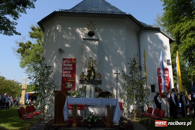 Zdjęcie w galerii na portalu naszraciborz.pl: W gościnie u św. Urbana w Tworkowie [FOTO i WIDEO] wiadomości z regionu