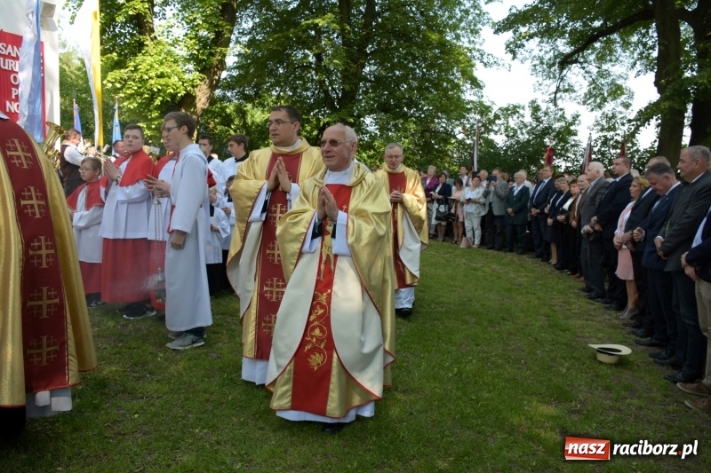 Zdjęcie w galerii na portalu naszraciborz.pl: W gościnie u św. Urbana w Tworkowie [FOTO i WIDEO] wiadomości z regionu