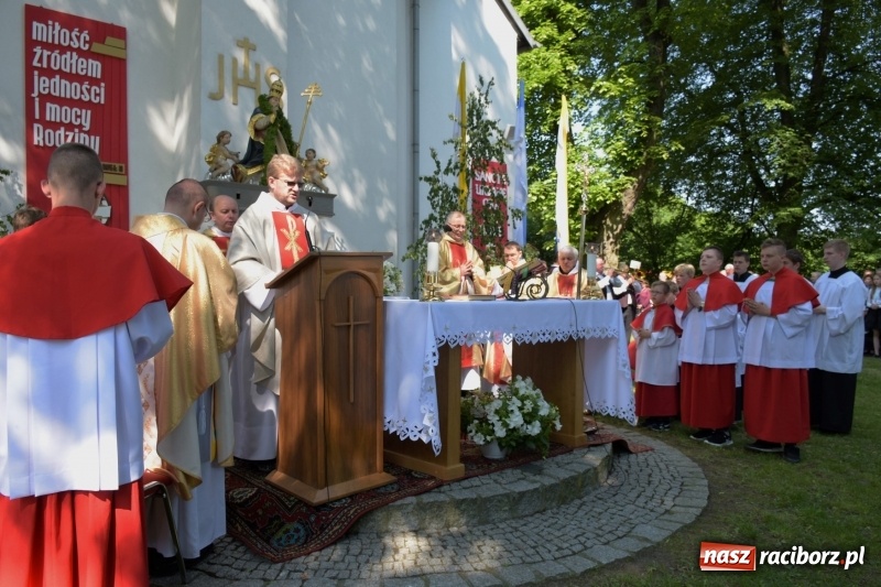 Zdjęcie w galerii na portalu naszraciborz.pl: W gościnie u św. Urbana w Tworkowie [FOTO i WIDEO] wiadomości z regionu