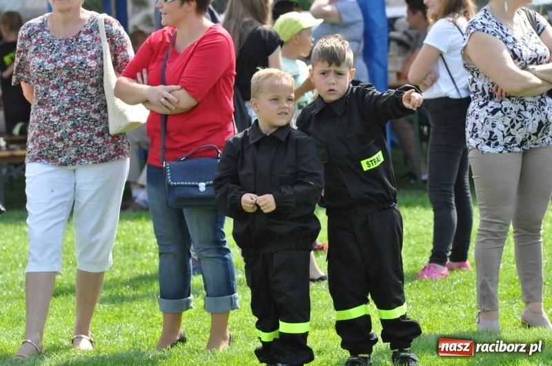 Zdjęcie w galerii na portalu naszraciborz.pl: Trzy razy Krzanowice. Gminne zawody sportowo-pożarnicze w Pietraszynie [FOTO i WIDEO] wiadomości z regionu