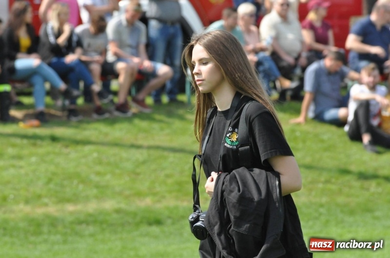 Zdjęcie w galerii na portalu naszraciborz.pl: Trzy razy Krzanowice. Gminne zawody sportowo-pożarnicze w Pietraszynie [FOTO i WIDEO] wiadomości z regionu