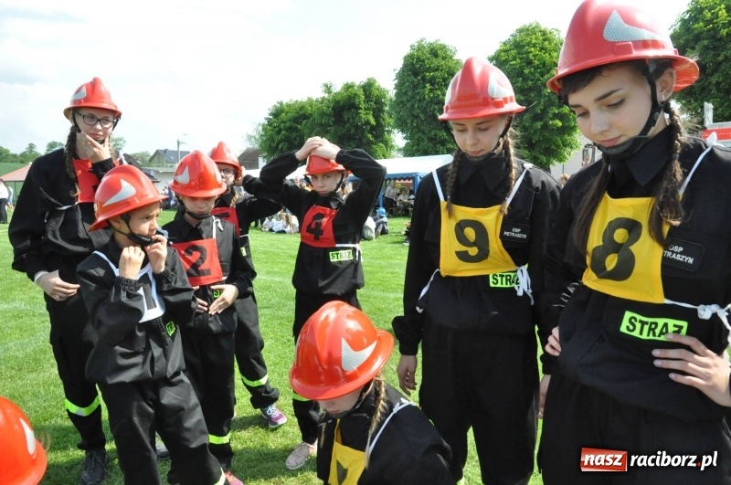 Zdjęcie w galerii na portalu naszraciborz.pl: Trzy razy Krzanowice. Gminne zawody sportowo-pożarnicze w Pietraszynie [FOTO i WIDEO] wiadomości z regionu