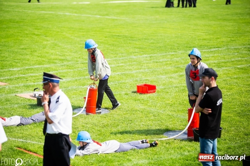 Zdjęcie w galerii na portalu naszraciborz.pl: Trzy razy Krzanowice. Gminne zawody sportowo-pożarnicze w Pietraszynie [FOTO i WIDEO] wiadomości z regionu