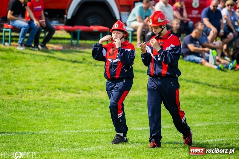 Zdjęcie w galerii na portalu naszraciborz.pl: Trzy razy Krzanowice. Gminne zawody sportowo-pożarnicze w Pietraszynie [FOTO i WIDEO] wiadomości z regionu