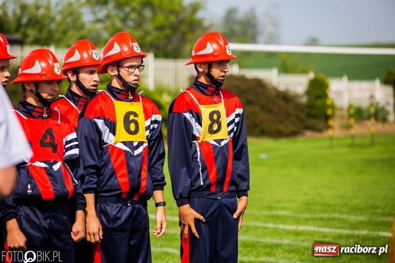 Zdjęcie w galerii na portalu naszraciborz.pl: Trzy razy Krzanowice. Gminne zawody sportowo-pożarnicze w Pietraszynie [FOTO i WIDEO] wiadomości z regionu