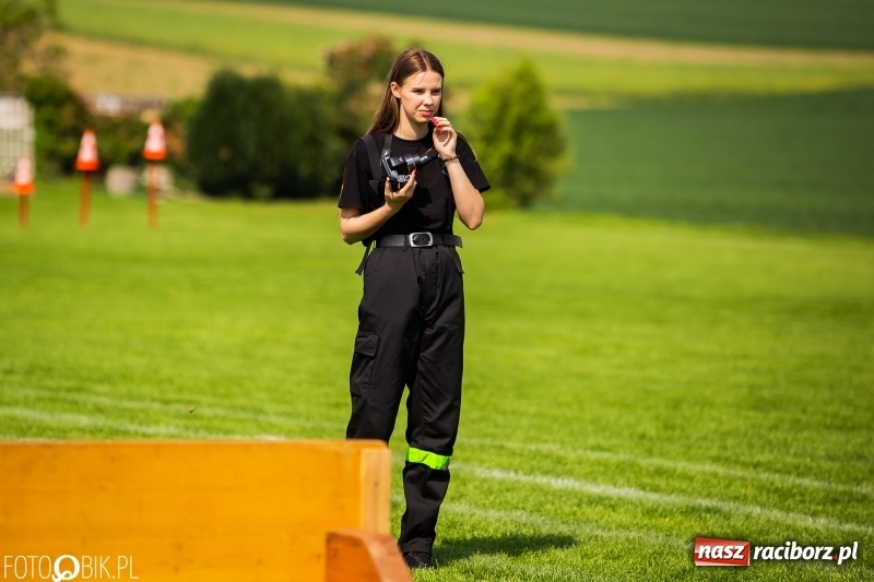 Zdjęcie w galerii na portalu naszraciborz.pl: Trzy razy Krzanowice. Gminne zawody sportowo-pożarnicze w Pietraszynie [FOTO i WIDEO] wiadomości z regionu