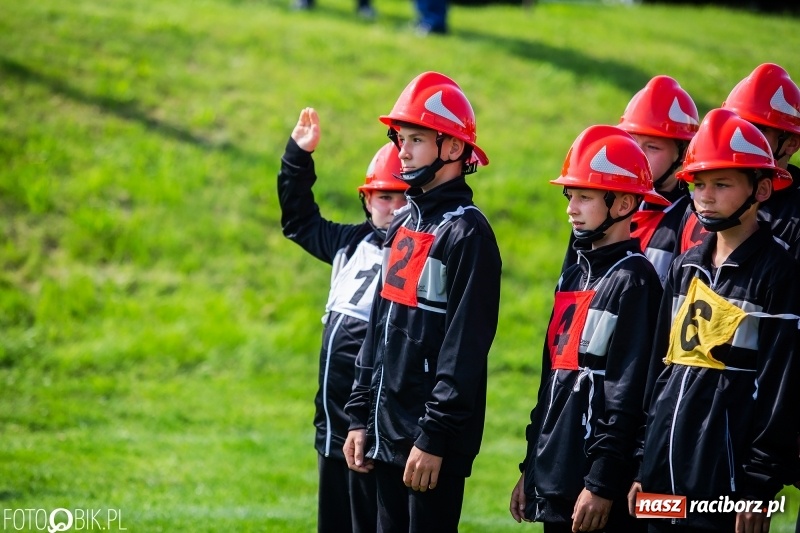 Zdjęcie w galerii na portalu naszraciborz.pl: Trzy razy Krzanowice. Gminne zawody sportowo-pożarnicze w Pietraszynie [FOTO i WIDEO] wiadomości z regionu