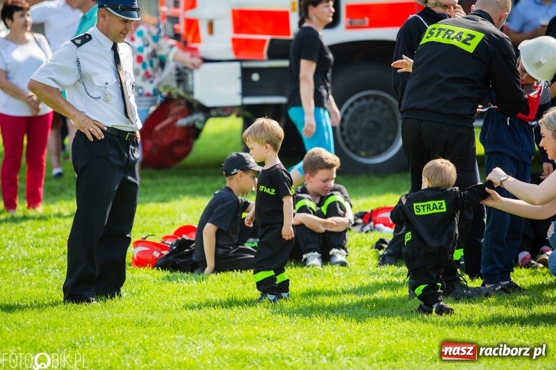Zdjęcie w galerii na portalu naszraciborz.pl: Trzy razy Krzanowice. Gminne zawody sportowo-pożarnicze w Pietraszynie [FOTO i WIDEO] wiadomości z regionu