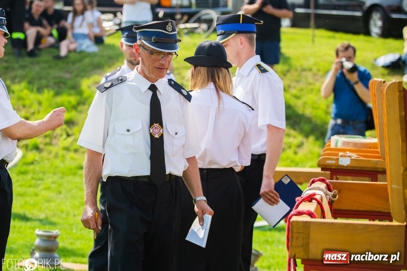 Zdjęcie w galerii na portalu naszraciborz.pl: Trzy razy Krzanowice. Gminne zawody sportowo-pożarnicze w Pietraszynie [FOTO i WIDEO] wiadomości z regionu