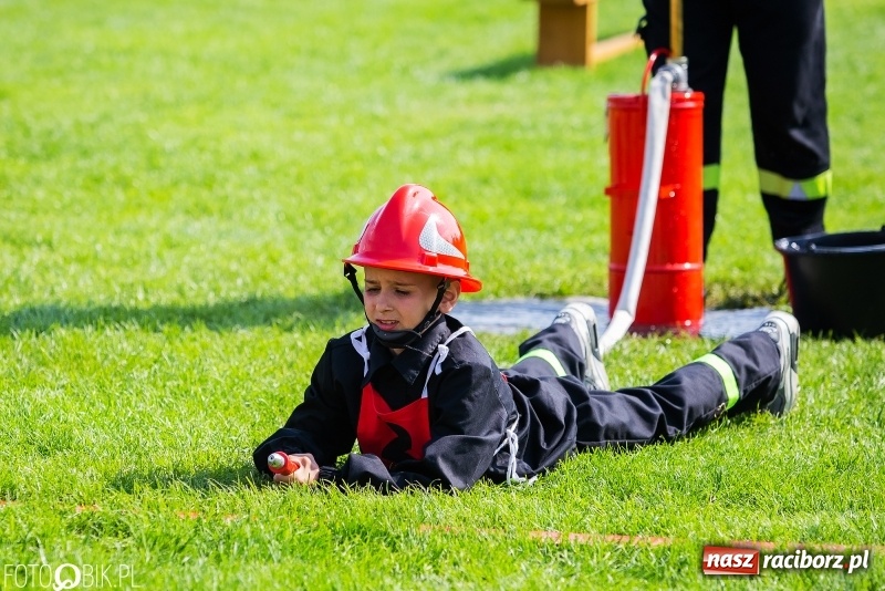 Zdjęcie w galerii na portalu naszraciborz.pl: Trzy razy Krzanowice. Gminne zawody sportowo-pożarnicze w Pietraszynie [FOTO i WIDEO] wiadomości z regionu