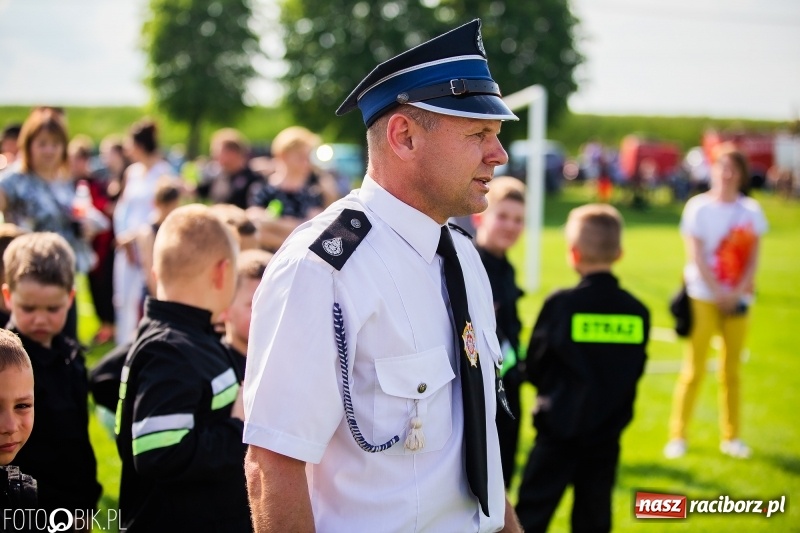 Zdjęcie w galerii na portalu naszraciborz.pl: Trzy razy Krzanowice. Gminne zawody sportowo-pożarnicze w Pietraszynie [FOTO i WIDEO] wiadomości z regionu