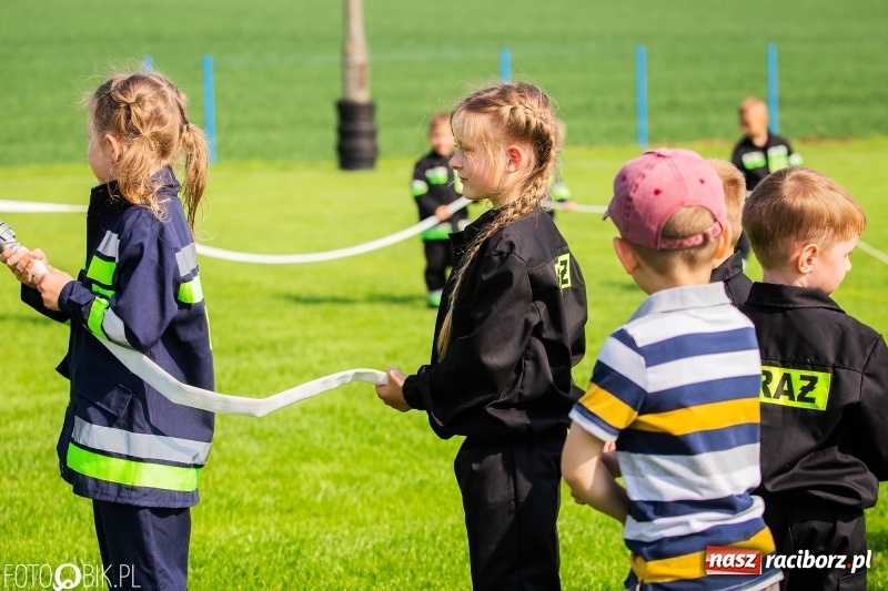Zdjęcie w galerii na portalu naszraciborz.pl: Trzy razy Krzanowice. Gminne zawody sportowo-pożarnicze w Pietraszynie [FOTO i WIDEO] wiadomości z regionu
