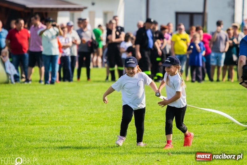 Zdjęcie w galerii na portalu naszraciborz.pl: Trzy razy Krzanowice. Gminne zawody sportowo-pożarnicze w Pietraszynie [FOTO i WIDEO] wiadomości z regionu