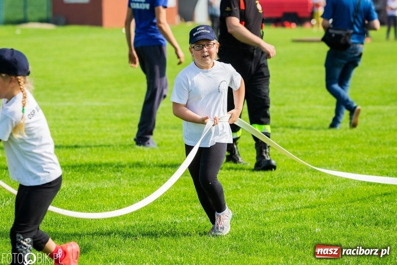 Zdjęcie w galerii na portalu naszraciborz.pl: Trzy razy Krzanowice. Gminne zawody sportowo-pożarnicze w Pietraszynie [FOTO i WIDEO] wiadomości z regionu