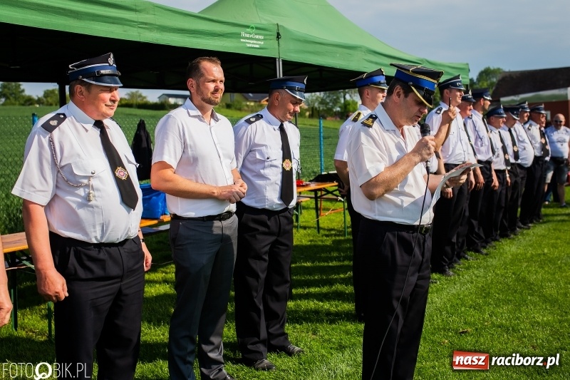 Zdjęcie w galerii na portalu naszraciborz.pl: Trzy razy Krzanowice. Gminne zawody sportowo-pożarnicze w Pietraszynie [FOTO i WIDEO] wiadomości z regionu