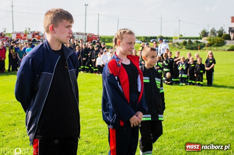 Zdjęcie w galerii na portalu naszraciborz.pl: Trzy razy Krzanowice. Gminne zawody sportowo-pożarnicze w Pietraszynie [FOTO i WIDEO] wiadomości z regionu