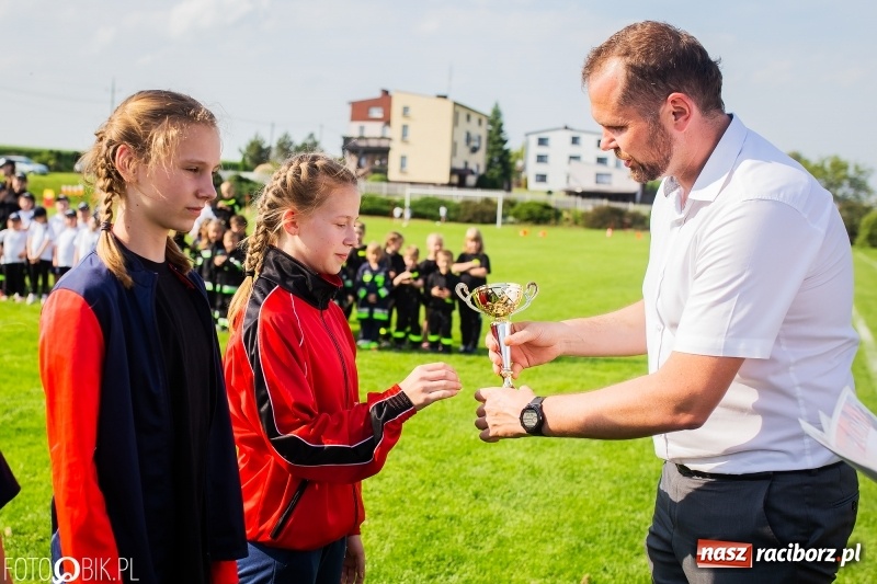 Zdjęcie w galerii na portalu naszraciborz.pl: Trzy razy Krzanowice. Gminne zawody sportowo-pożarnicze w Pietraszynie [FOTO i WIDEO] wiadomości z regionu