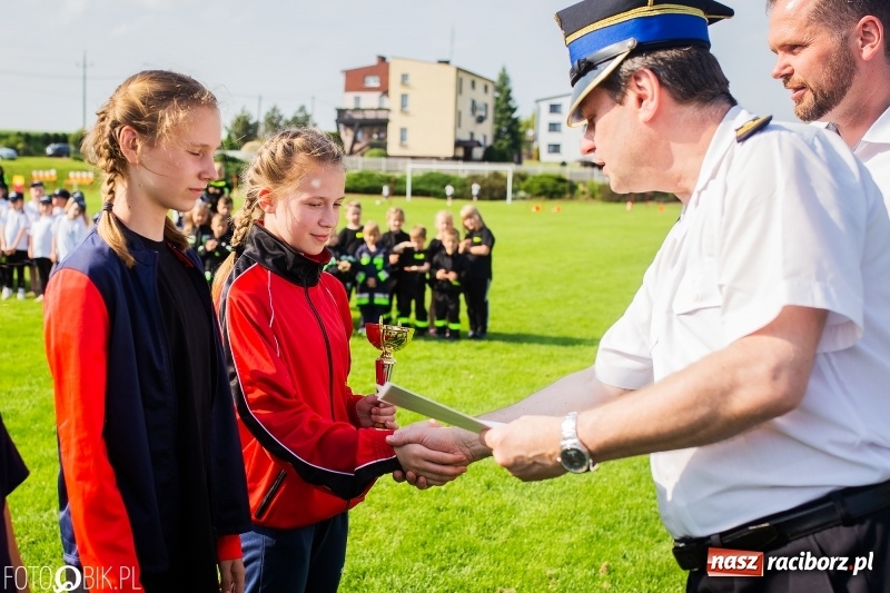 Zdjęcie w galerii na portalu naszraciborz.pl: Trzy razy Krzanowice. Gminne zawody sportowo-pożarnicze w Pietraszynie [FOTO i WIDEO] wiadomości z regionu