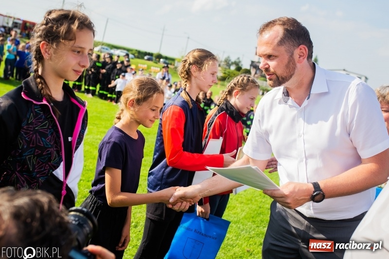 Zdjęcie w galerii na portalu naszraciborz.pl: Trzy razy Krzanowice. Gminne zawody sportowo-pożarnicze w Pietraszynie [FOTO i WIDEO] wiadomości z regionu