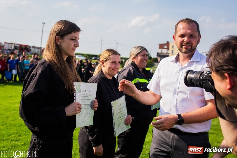 Zdjęcie w galerii na portalu naszraciborz.pl: Trzy razy Krzanowice. Gminne zawody sportowo-pożarnicze w Pietraszynie [FOTO i WIDEO] wiadomości z regionu