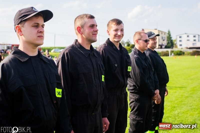 Zdjęcie w galerii na portalu naszraciborz.pl: Trzy razy Krzanowice. Gminne zawody sportowo-pożarnicze w Pietraszynie [FOTO i WIDEO] wiadomości z regionu
