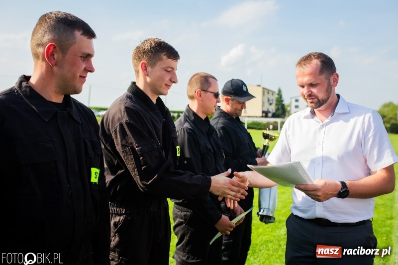 Zdjęcie w galerii na portalu naszraciborz.pl: Trzy razy Krzanowice. Gminne zawody sportowo-pożarnicze w Pietraszynie [FOTO i WIDEO] wiadomości z regionu