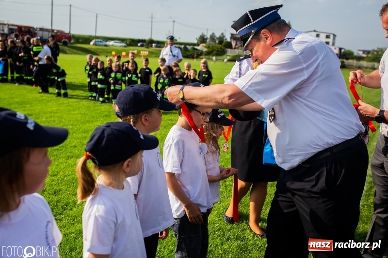 Zdjęcie w galerii na portalu naszraciborz.pl: Trzy razy Krzanowice. Gminne zawody sportowo-pożarnicze w Pietraszynie [FOTO i WIDEO] wiadomości z regionu