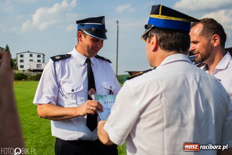 Zdjęcie w galerii na portalu naszraciborz.pl: Trzy razy Krzanowice. Gminne zawody sportowo-pożarnicze w Pietraszynie [FOTO i WIDEO] wiadomości z regionu