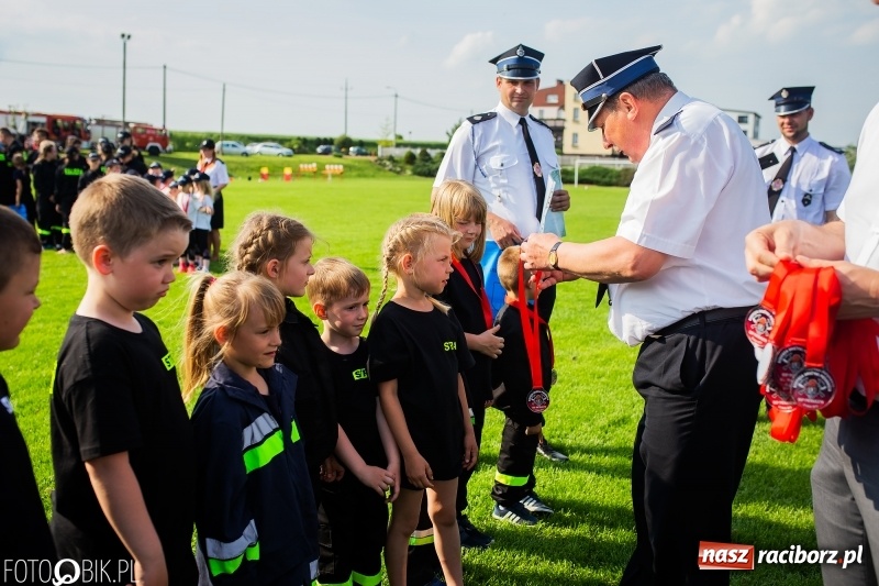Zdjęcie w galerii na portalu naszraciborz.pl: Trzy razy Krzanowice. Gminne zawody sportowo-pożarnicze w Pietraszynie [FOTO i WIDEO] wiadomości z regionu
