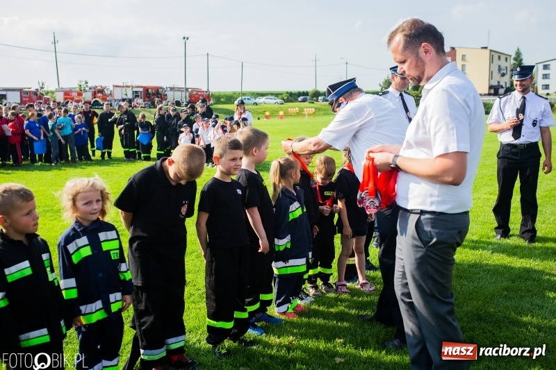 Zdjęcie w galerii na portalu naszraciborz.pl: Trzy razy Krzanowice. Gminne zawody sportowo-pożarnicze w Pietraszynie [FOTO i WIDEO] wiadomości z regionu