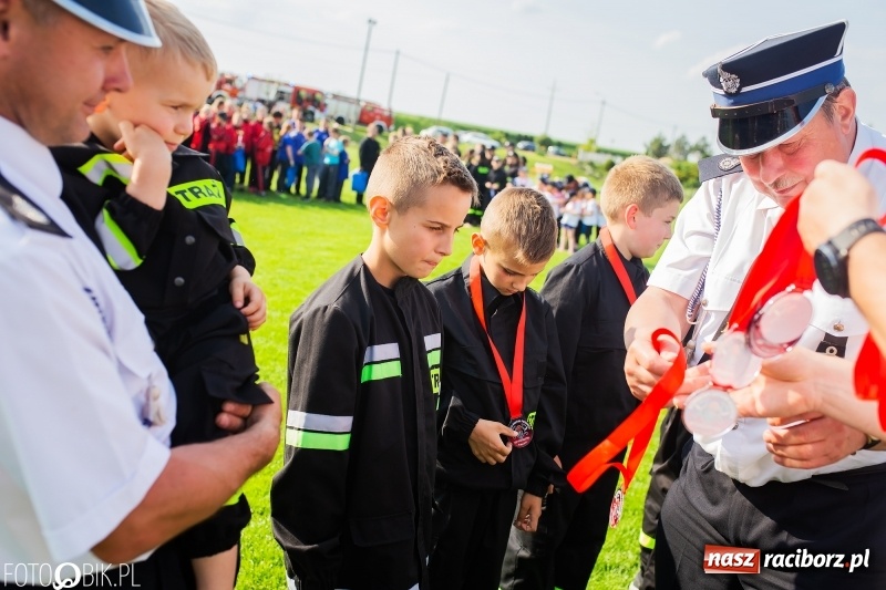 Zdjęcie w galerii na portalu naszraciborz.pl: Trzy razy Krzanowice. Gminne zawody sportowo-pożarnicze w Pietraszynie [FOTO i WIDEO] wiadomości z regionu