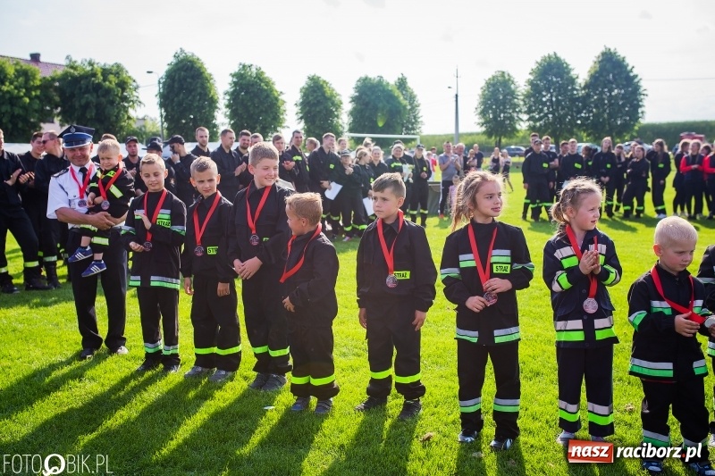 Zdjęcie w galerii na portalu naszraciborz.pl: Trzy razy Krzanowice. Gminne zawody sportowo-pożarnicze w Pietraszynie [FOTO i WIDEO] wiadomości z regionu