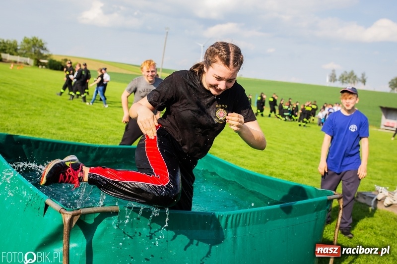 Zdjęcie w galerii na portalu naszraciborz.pl: Trzy razy Krzanowice. Gminne zawody sportowo-pożarnicze w Pietraszynie [FOTO i WIDEO] wiadomości z regionu