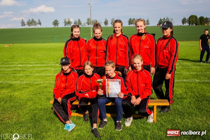 Zdjęcie w galerii na portalu naszraciborz.pl: Trzy razy Krzanowice. Gminne zawody sportowo-pożarnicze w Pietraszynie [FOTO i WIDEO] wiadomości z regionu