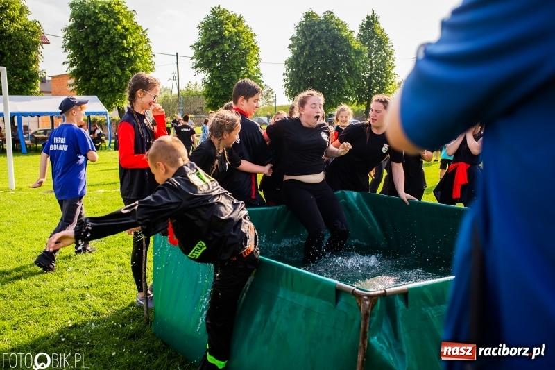 Zdjęcie w galerii na portalu naszraciborz.pl: Trzy razy Krzanowice. Gminne zawody sportowo-pożarnicze w Pietraszynie [FOTO i WIDEO] wiadomości z regionu