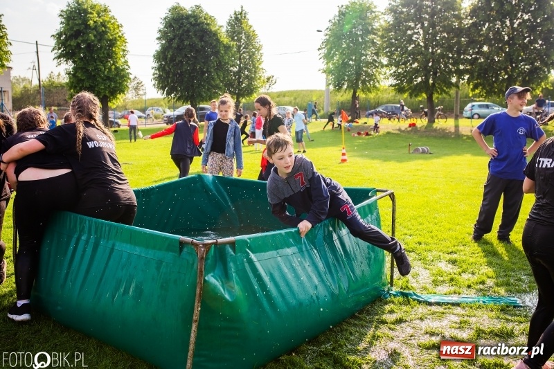 Zdjęcie w galerii na portalu naszraciborz.pl: Trzy razy Krzanowice. Gminne zawody sportowo-pożarnicze w Pietraszynie [FOTO i WIDEO] wiadomości z regionu