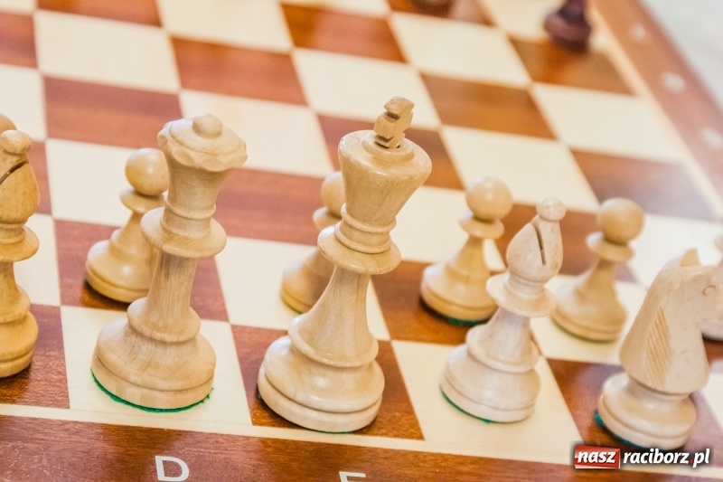 Zdjęcie w galerii na portalu naszraciborz.pl: XV Międzynarodowy Memoriał Szachowy im. Wiesława Hanczarka za nami [FOTO] wiadomości z regionu