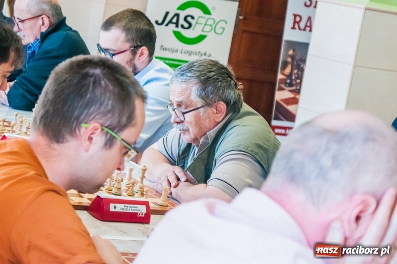 Zdjęcie w galerii na portalu naszraciborz.pl: XV Międzynarodowy Memoriał Szachowy im. Wiesława Hanczarka za nami [FOTO] wiadomości z regionu
