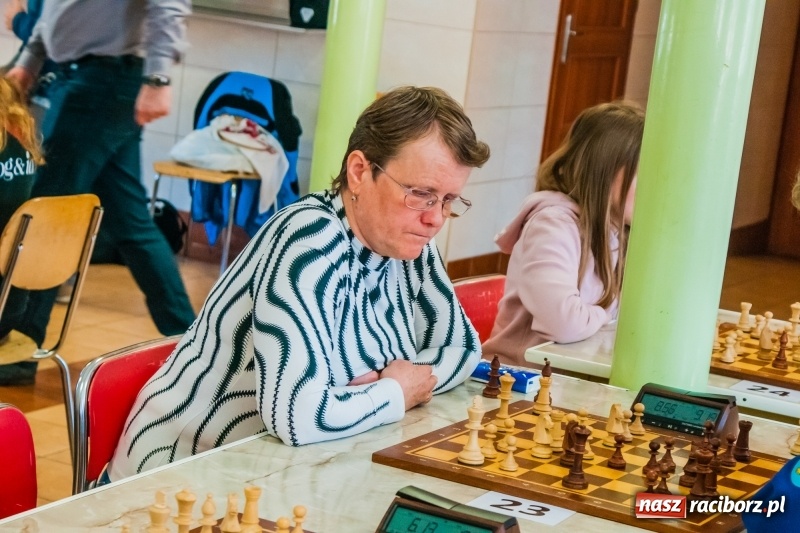 Zdjęcie w galerii na portalu naszraciborz.pl: XV Międzynarodowy Memoriał Szachowy im. Wiesława Hanczarka za nami [FOTO] wiadomości z regionu