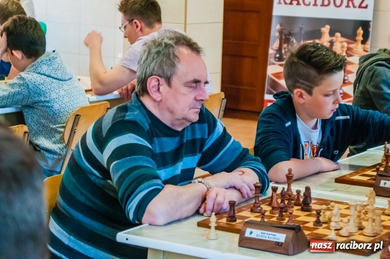 Zdjęcie w galerii na portalu naszraciborz.pl: XV Międzynarodowy Memoriał Szachowy im. Wiesława Hanczarka za nami [FOTO] wiadomości z regionu