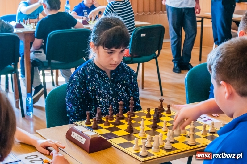Zdjęcie w galerii na portalu naszraciborz.pl: XV Międzynarodowy Memoriał Szachowy im. Wiesława Hanczarka za nami [FOTO] wiadomości z regionu