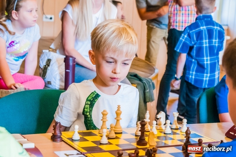 Zdjęcie w galerii na portalu naszraciborz.pl: XV Międzynarodowy Memoriał Szachowy im. Wiesława Hanczarka za nami [FOTO] wiadomości z regionu