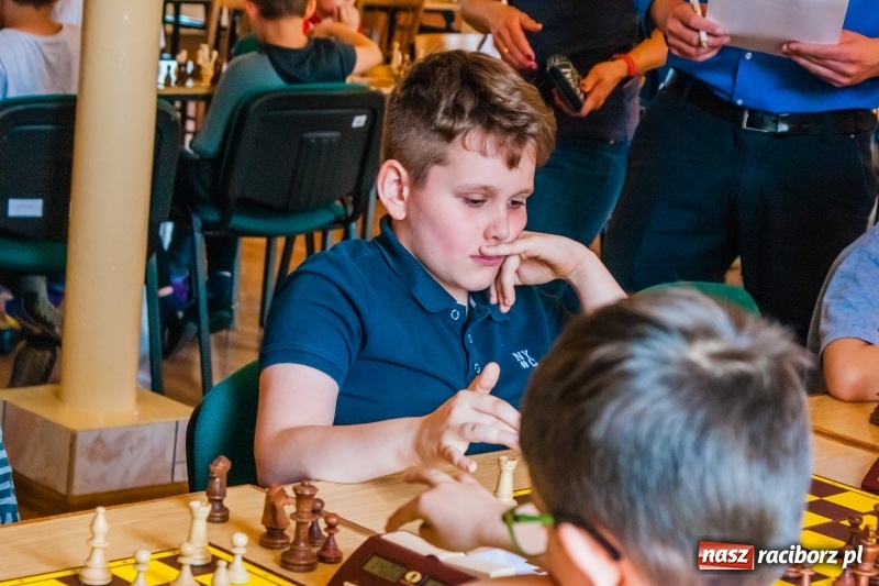 Zdjęcie w galerii na portalu naszraciborz.pl: XV Międzynarodowy Memoriał Szachowy im. Wiesława Hanczarka za nami [FOTO] wiadomości z regionu