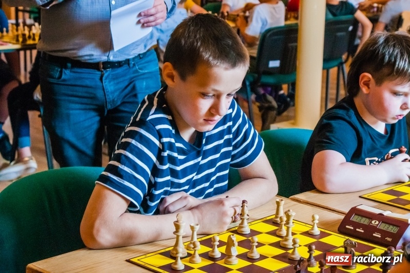 Zdjęcie w galerii na portalu naszraciborz.pl: XV Międzynarodowy Memoriał Szachowy im. Wiesława Hanczarka za nami [FOTO] wiadomości z regionu
