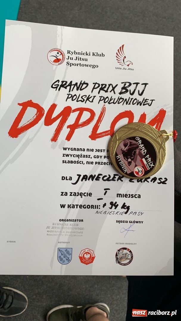 Zdjęcie w galerii na portalu naszraciborz.pl: Łamatorzy z medalami w Rybniku wiadomości z regionu