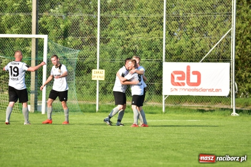 Zdjęcie w galerii na portalu naszraciborz.pl: Wyrównane starcie Kobyli z Zawadą Książęcą [FOTO] wiadomości z regionu